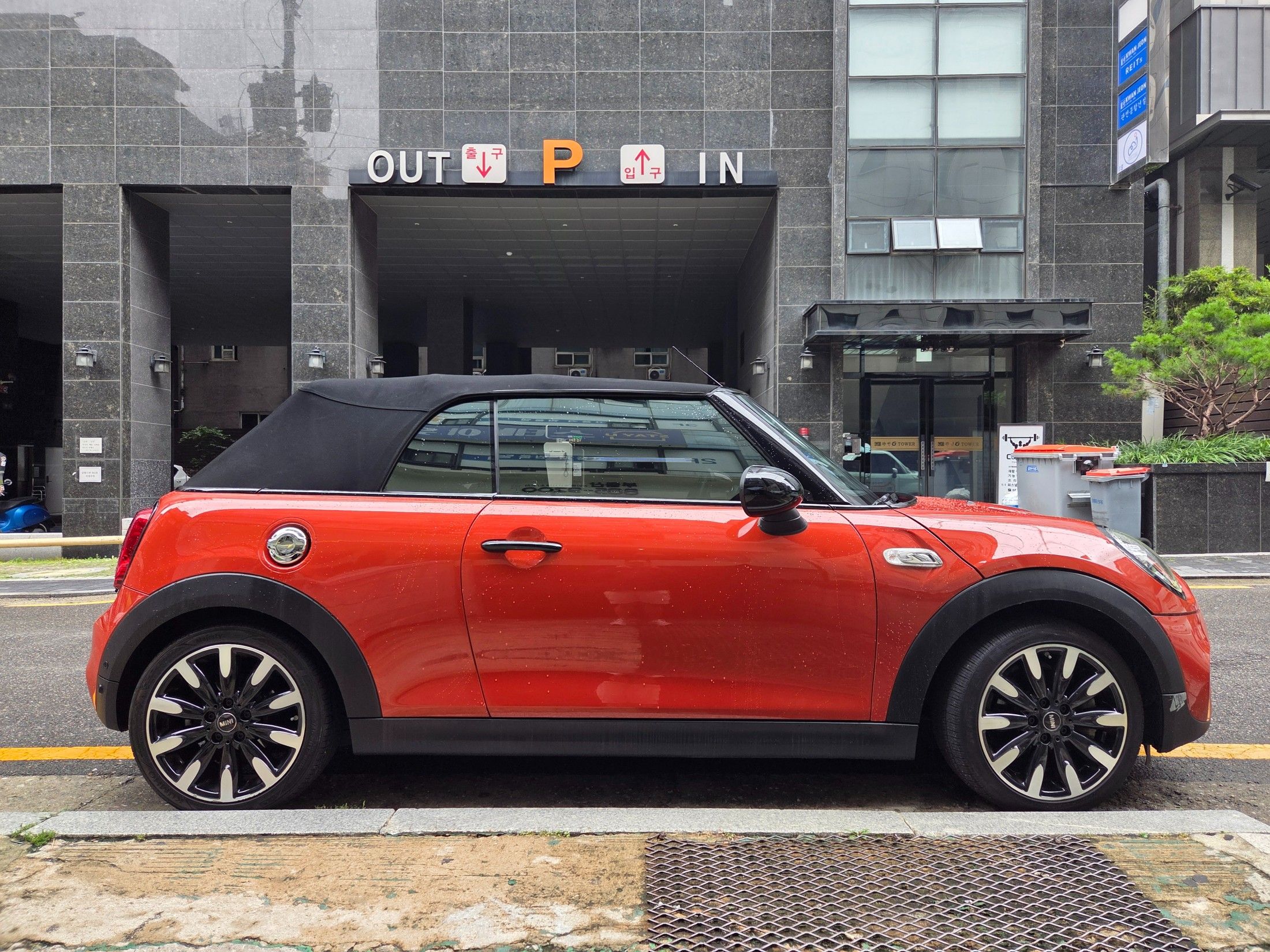 MINI COOPER S CONVERTIBLE 2019