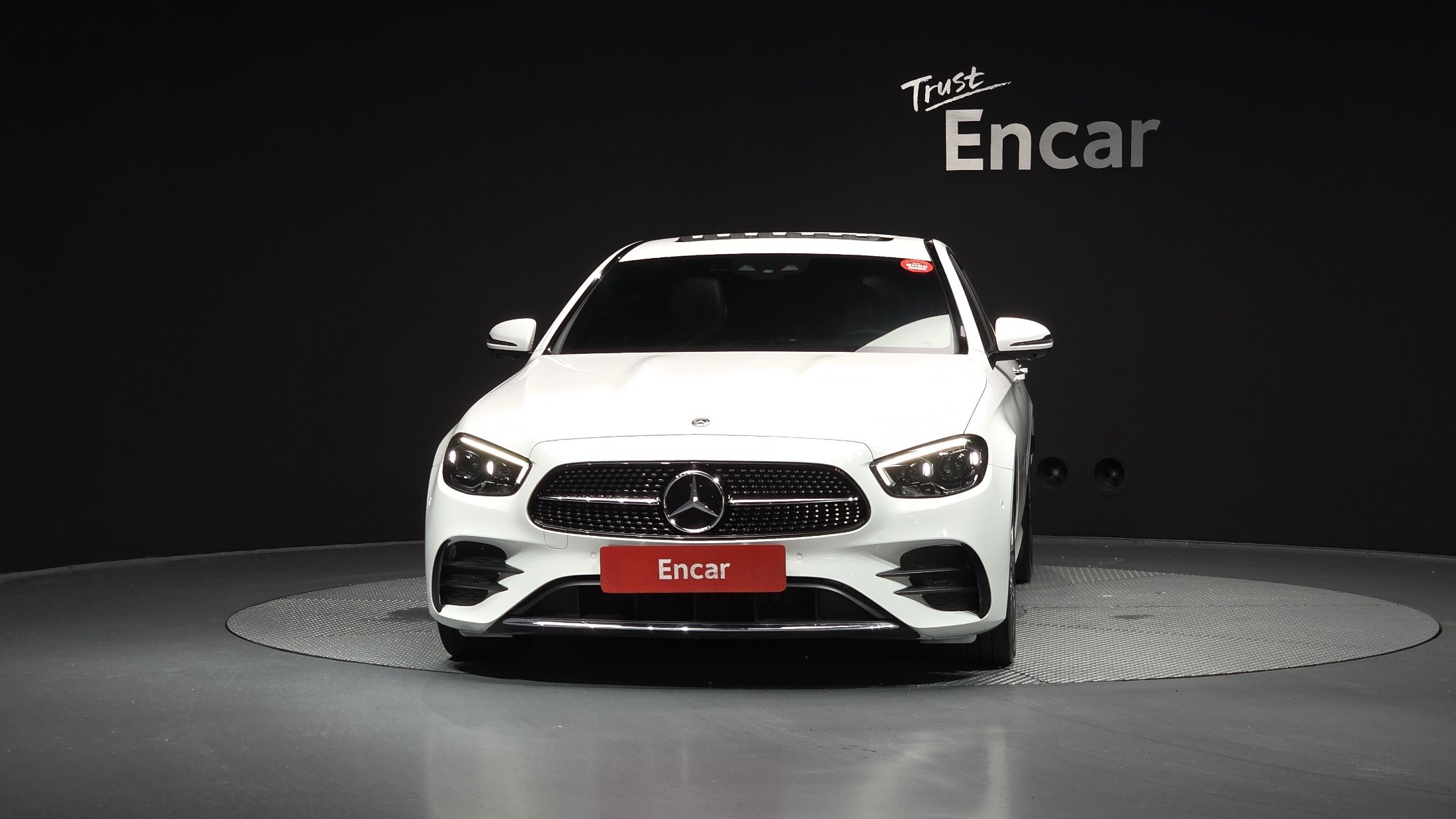 MERCEDES BENZ E-CLASS W213 2021