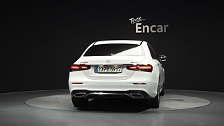 MERCEDES BENZ E-CLASS W213 2021