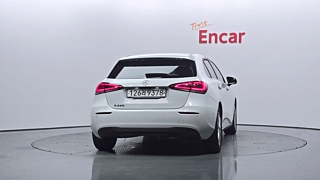 MERCEDES BENZ A-CLASS W177 2019