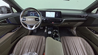 KIA K8  2.5 Gasoline 2WD 2021