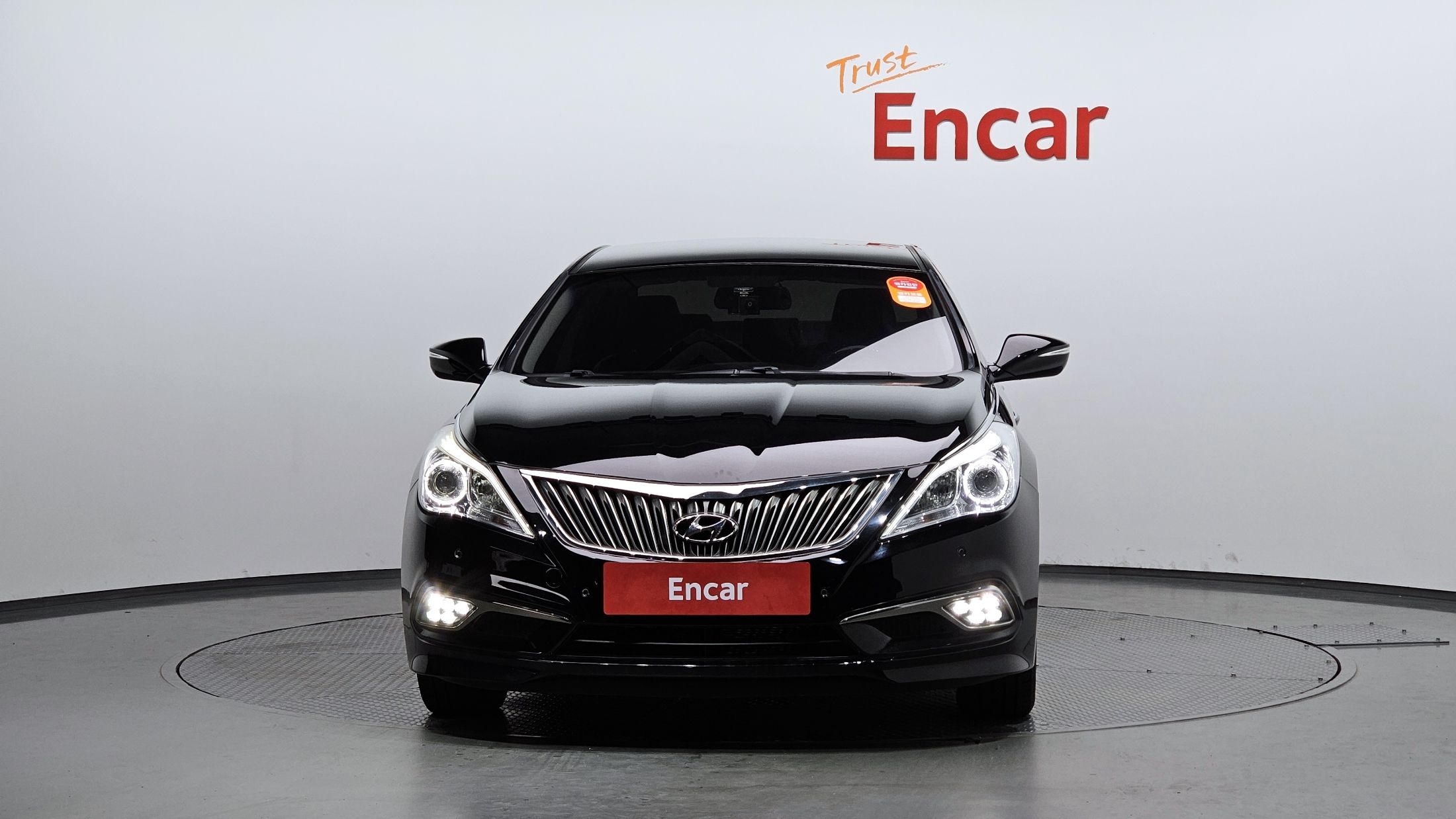 HYUNDAI GRANDEUR HG 2015