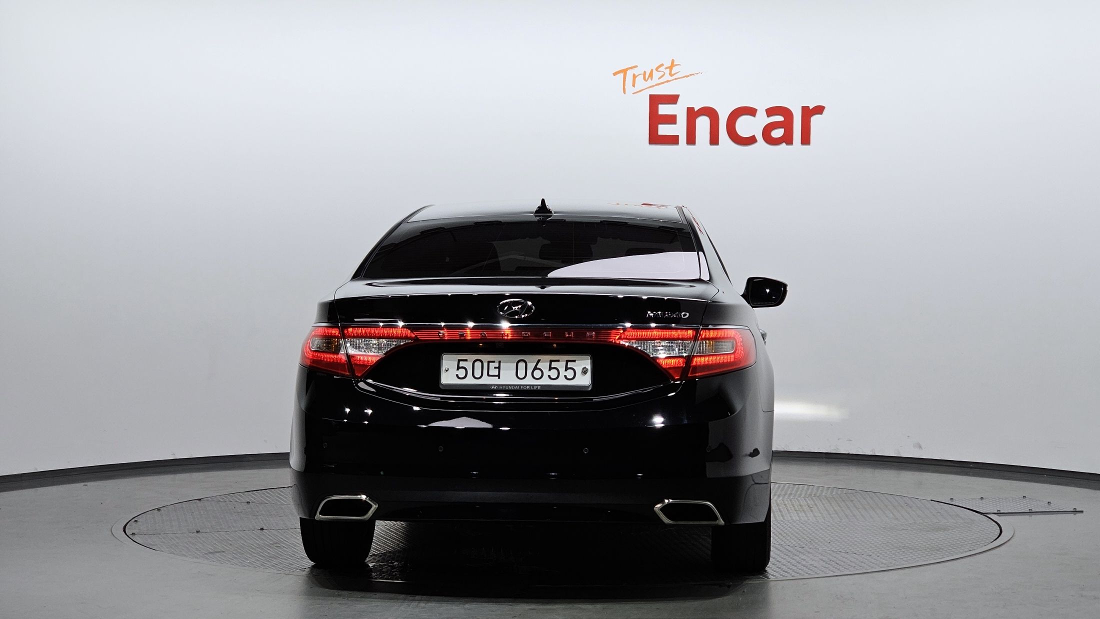 HYUNDAI GRANDEUR HG 2015