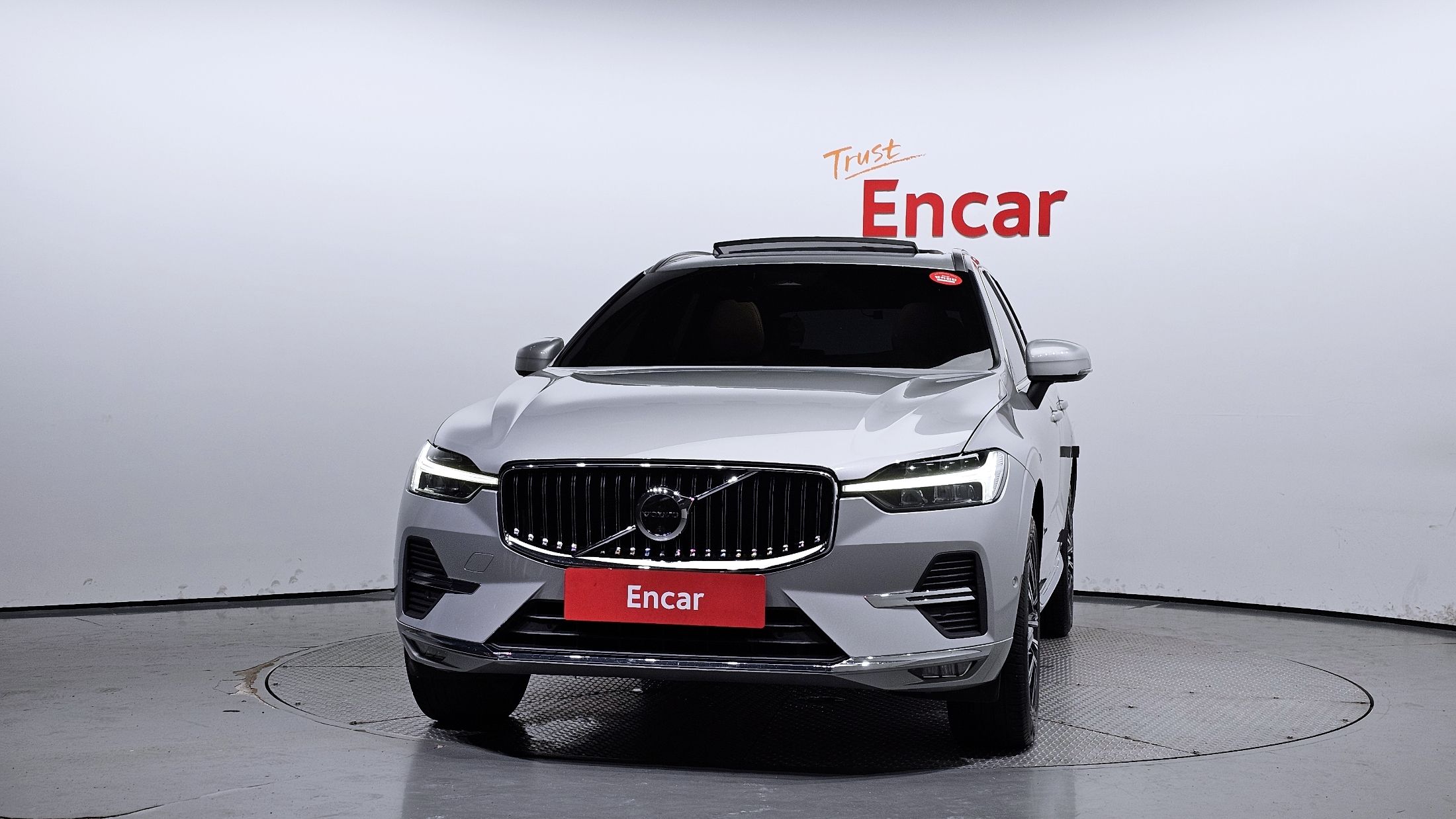 VOLVO XC60 2022