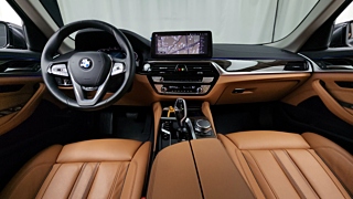 BMW 5-SERIES G30 2021