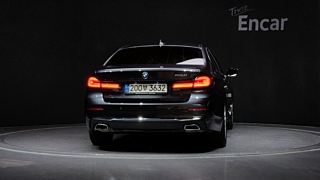 BMW 5-SERIES G30 2021