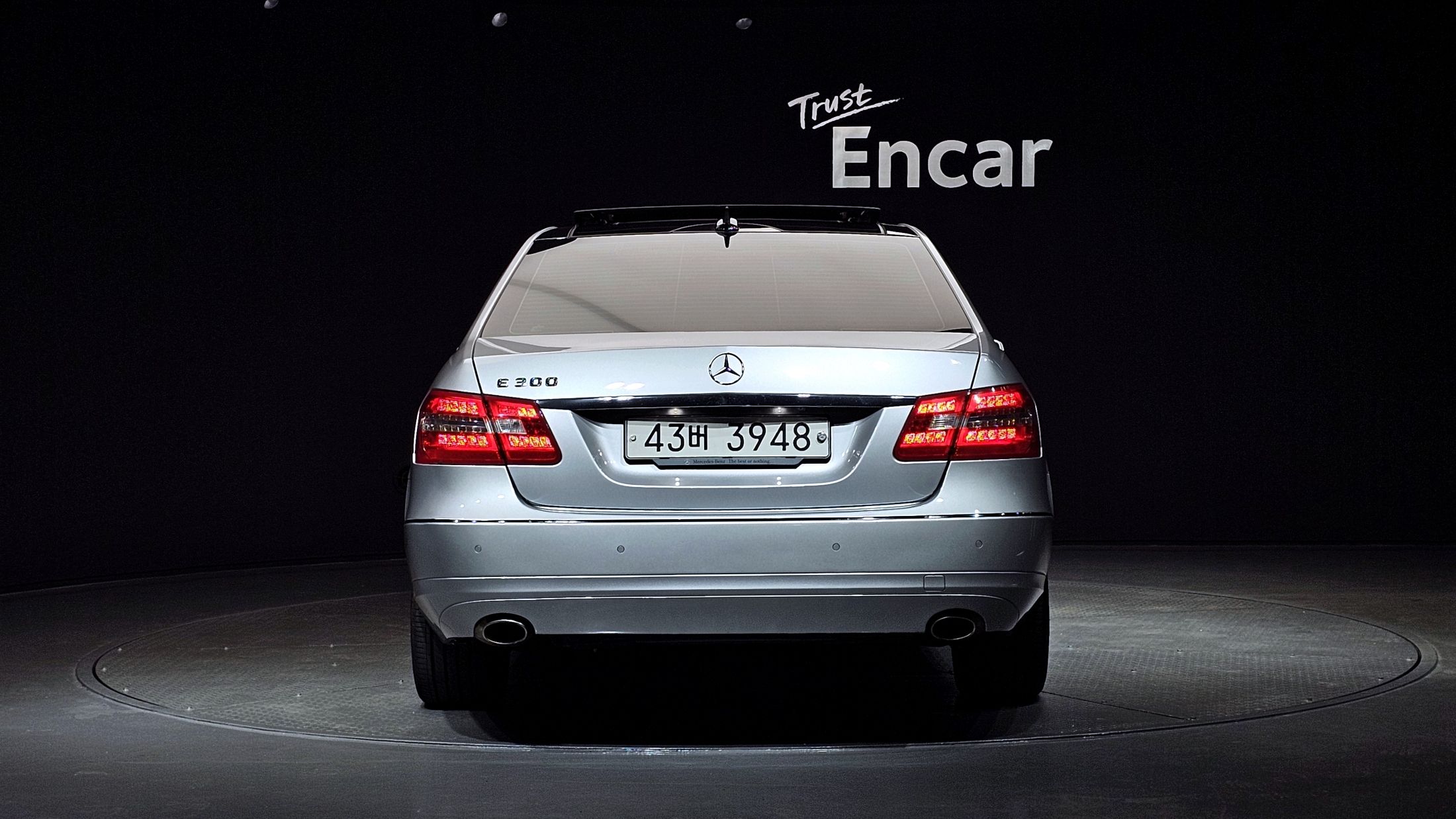 MERCEDES BENZ E-CLASS W212 2012