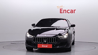 MASERATI GHIBLI 2017