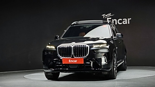 BMW X7 G07 2024