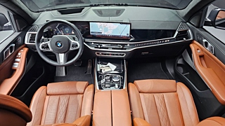 BMW X7 G07 2024