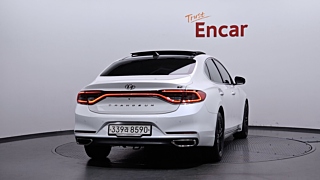 HYUNDAI GRANDEUR IG 2017