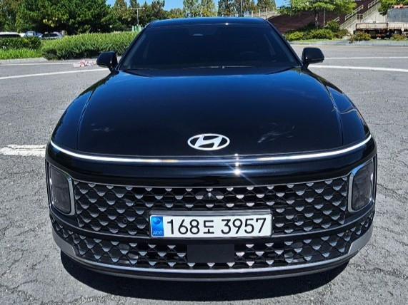 HYUNDAI GRANDEUR HYBRID GN7 2023