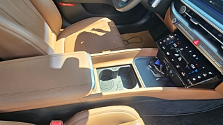 HYUNDAI GRANDEUR HYBRID GN7 2023