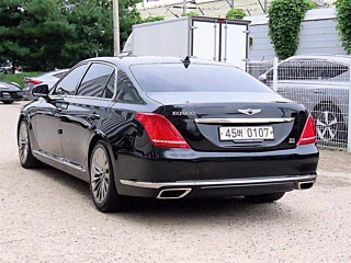 GENESIS EQ900 2016