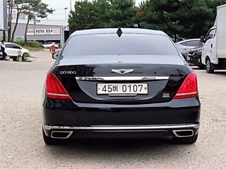 GENESIS EQ900 2016