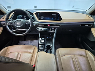 HYUNDAI SONATA DN8 2019