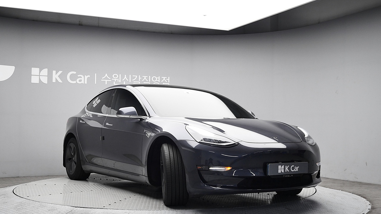 TESLA MODEL 3 2020