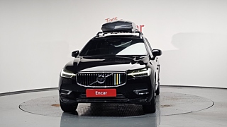 VOLVO XC60 2018