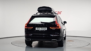 VOLVO XC60 2018