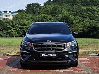KIA CARNIVAL 2018