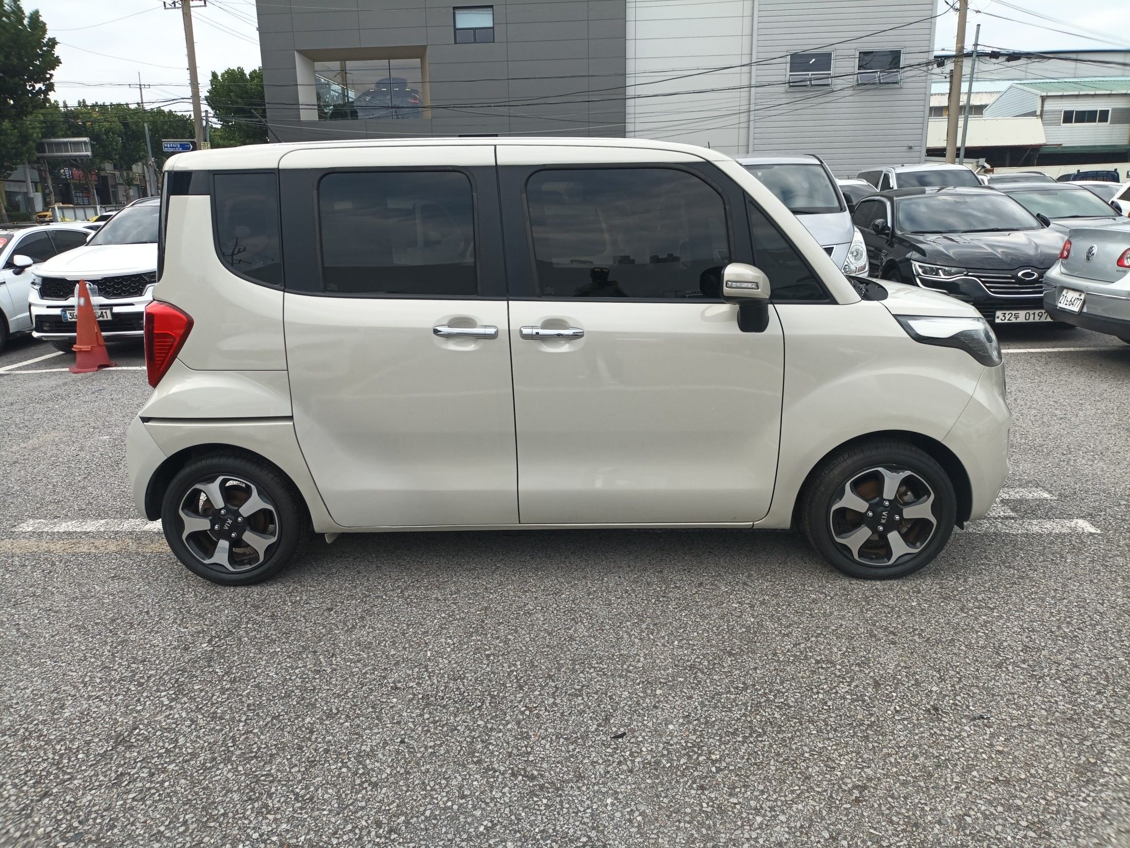 KIA RAY 2012