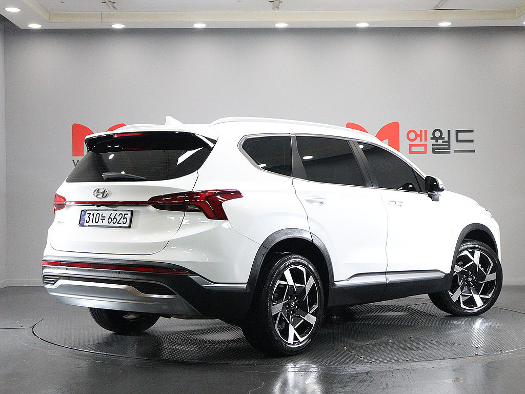 HYUNDAI SANTAFE 2021