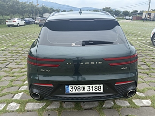 GENESIS GV70 2021