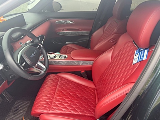 GENESIS GV70 2021