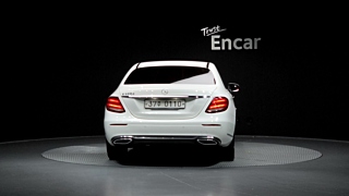MERCEDES BENZ E-CLASS W213 2016