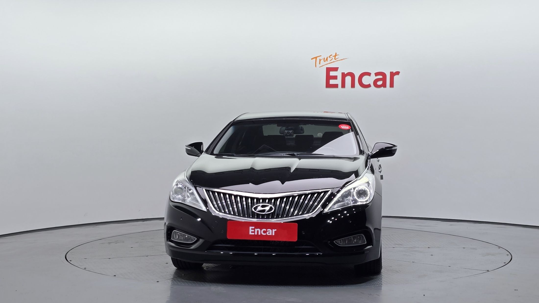 HYUNDAI GRANDEUR HG 2013