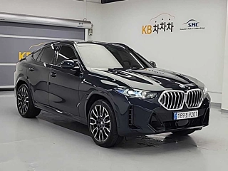 BMW X6 G06  2025
