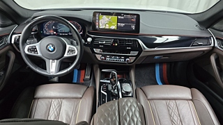 BMW 5-SERIES G30 2022
