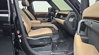 LAND ROVER DEFENDER L663  2025