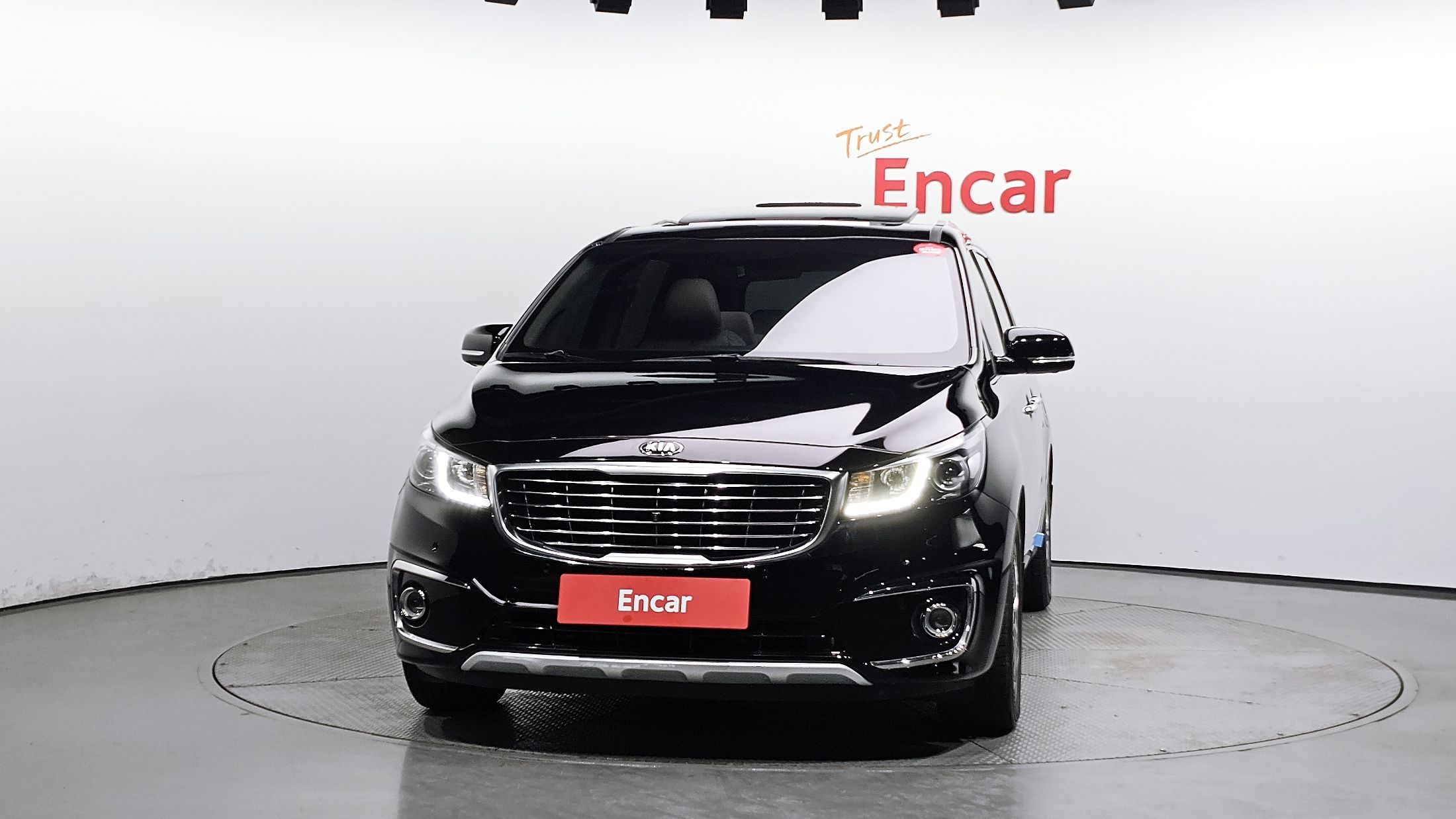KIA CARNIVAL 2017