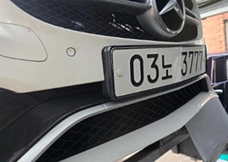 MERCEDES BENZ C-CLASS W205 2017