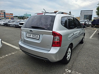 KIA CARENS 2011