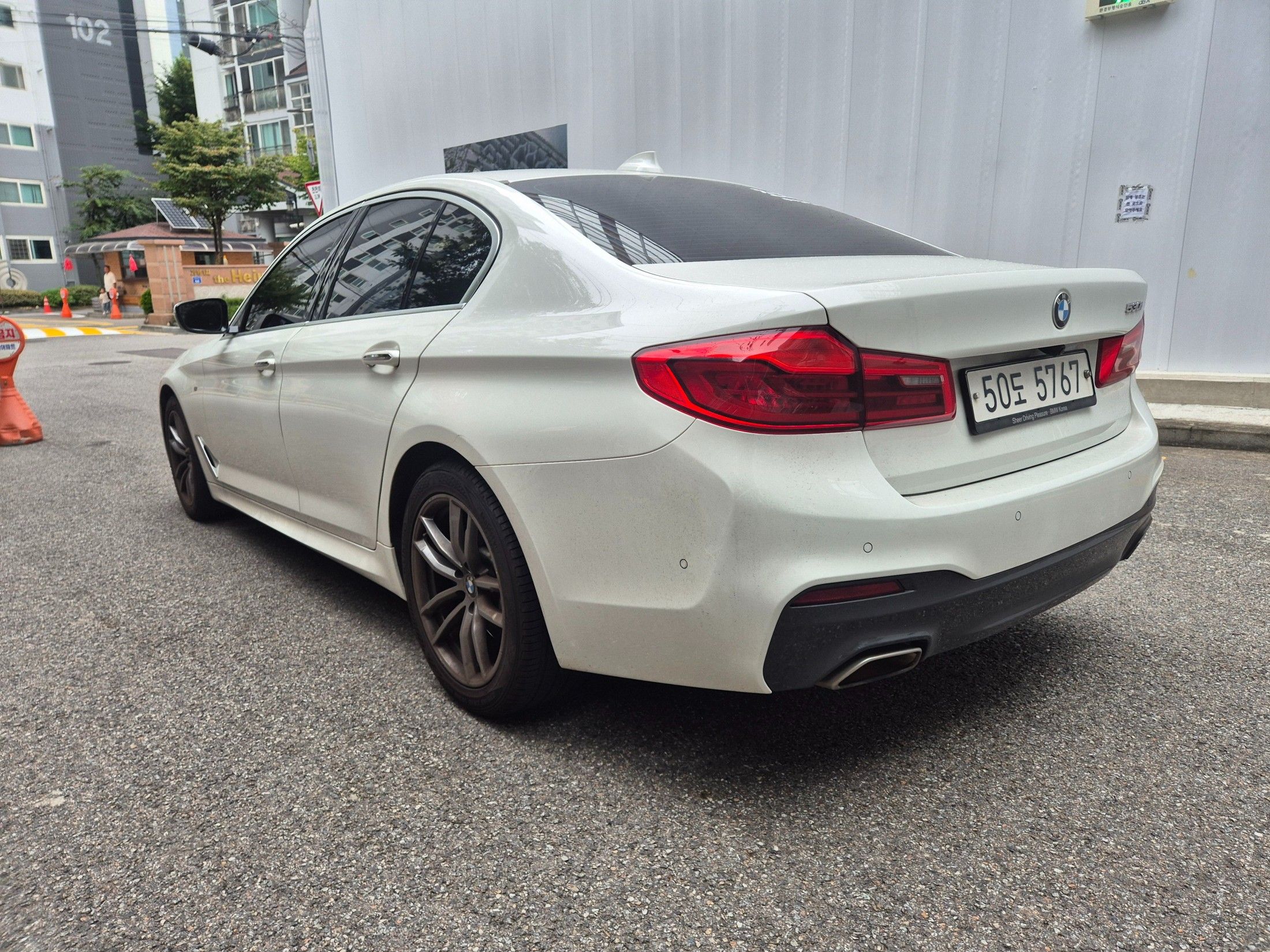 BMW 5-SERIES G30 2018