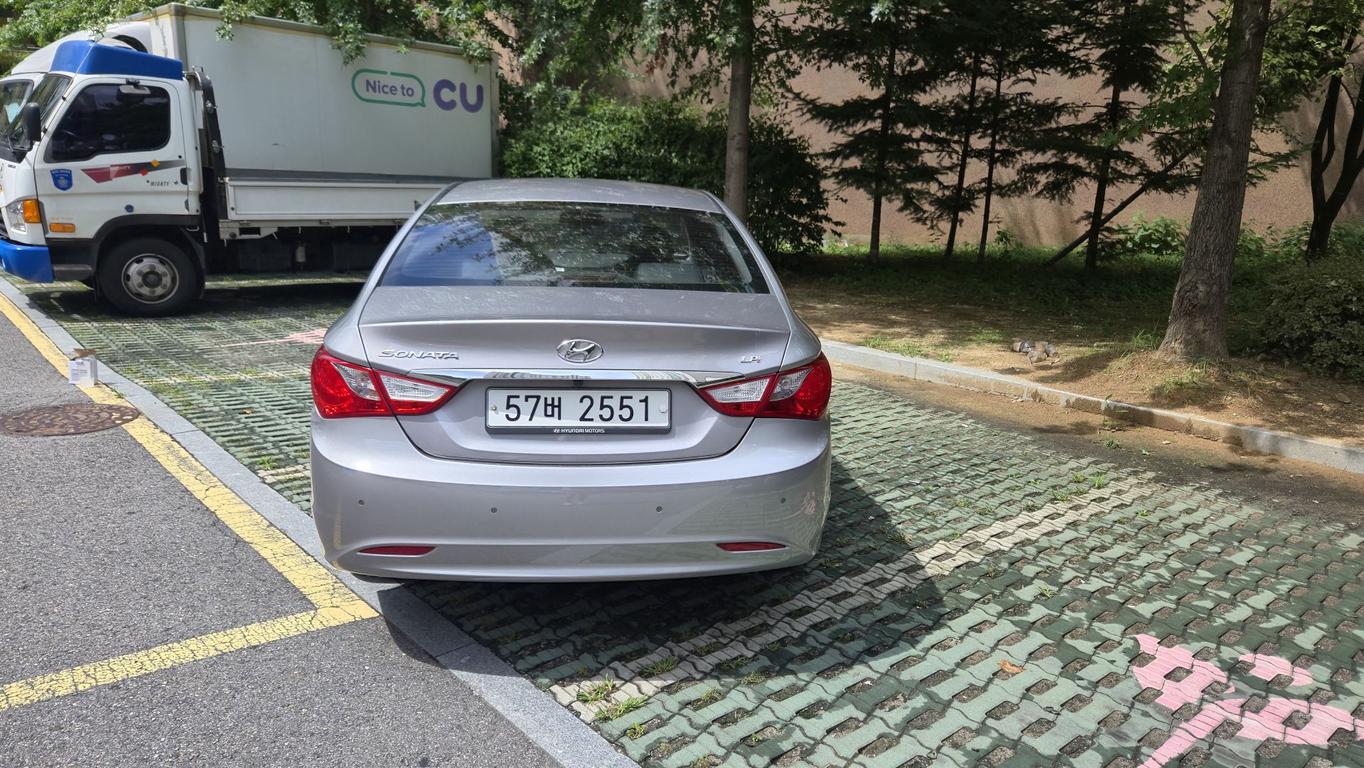 HYUNDAI SONATA THE BRILLIANT 2012