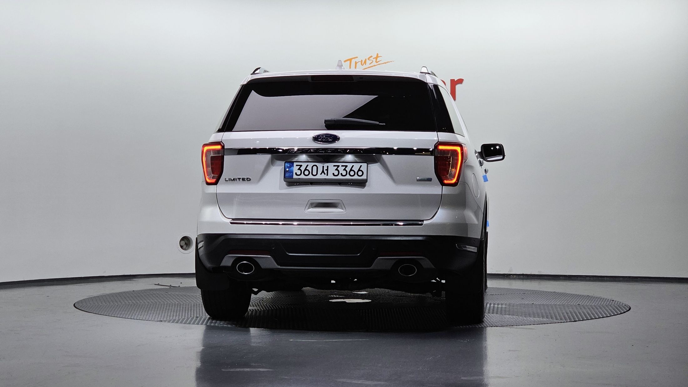 FORD EXPLORER 2019
