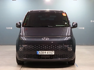 HYUNDAI STARIA 2023