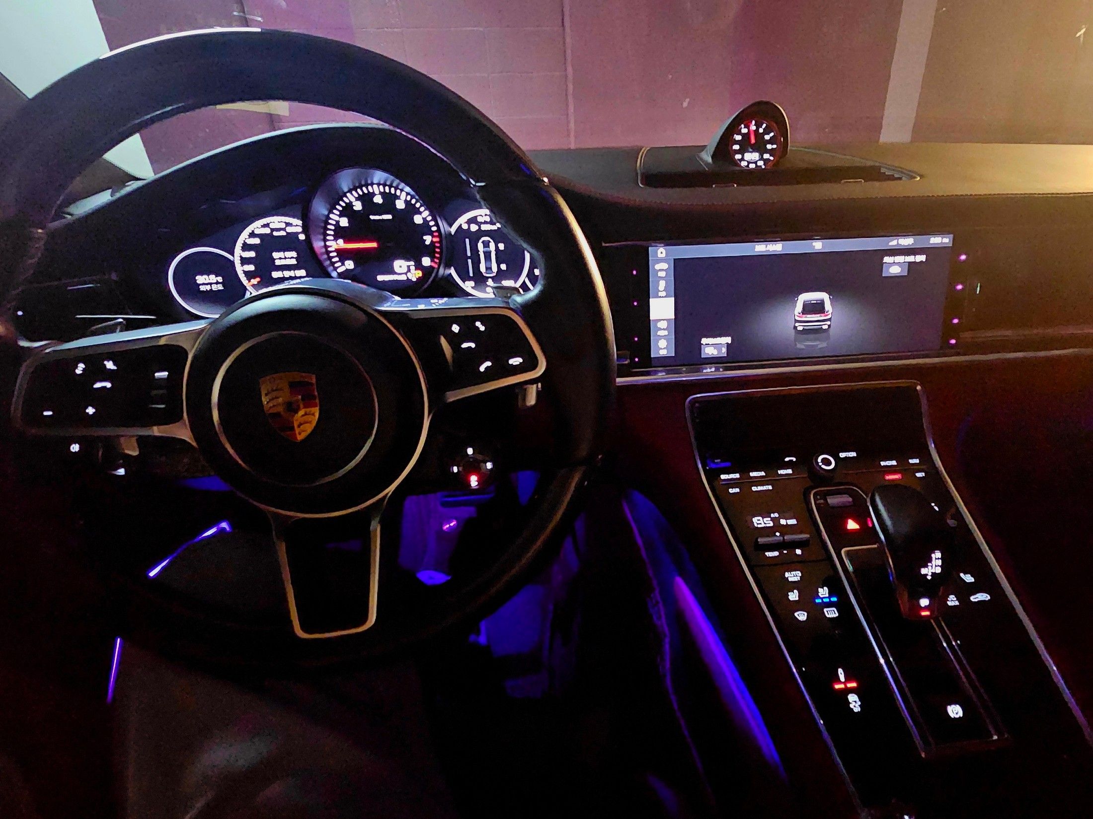 PORSCHE PANAMERA 971 2018