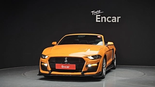 FORD MUSTANG 2020