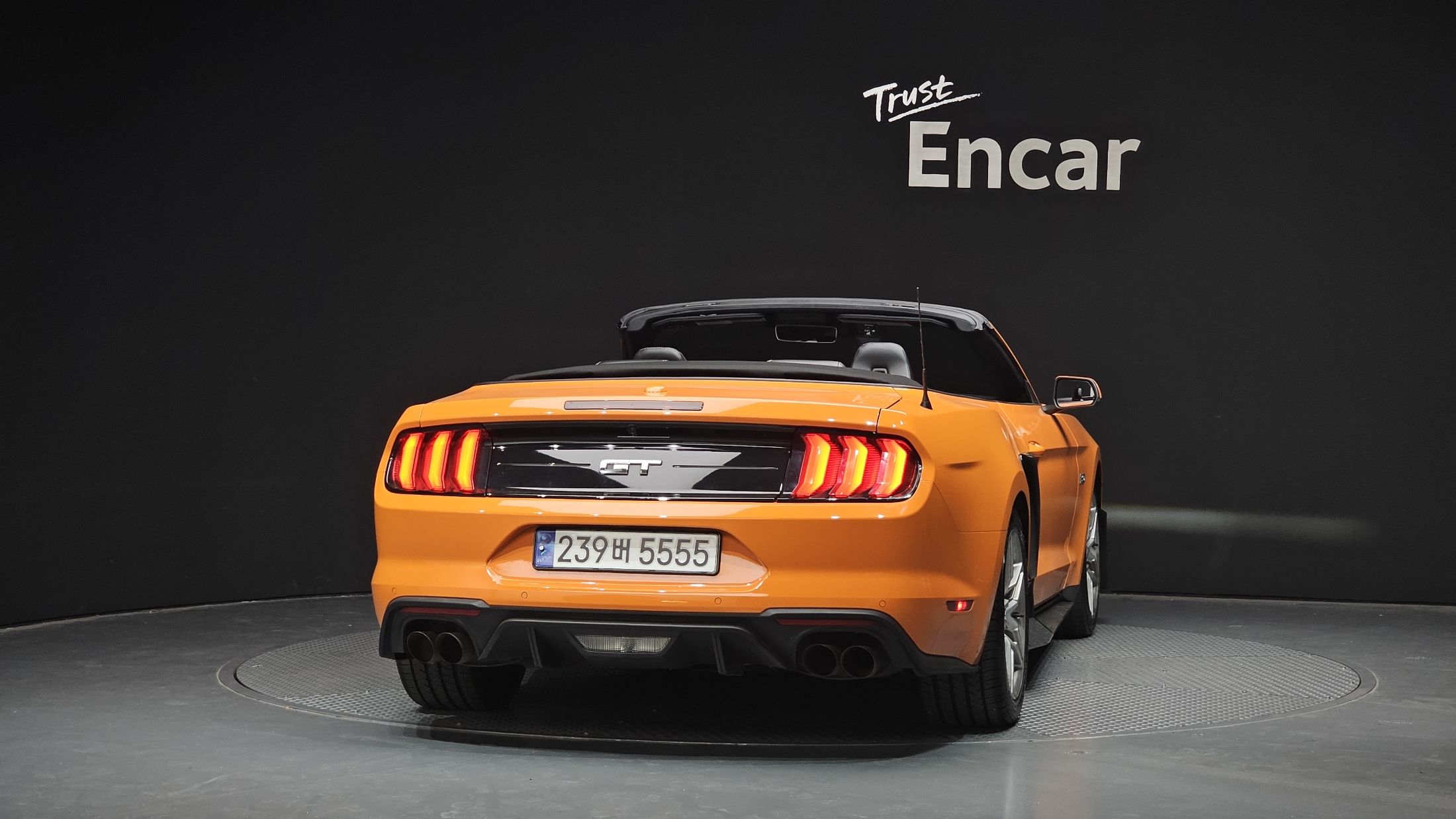 FORD MUSTANG 2020