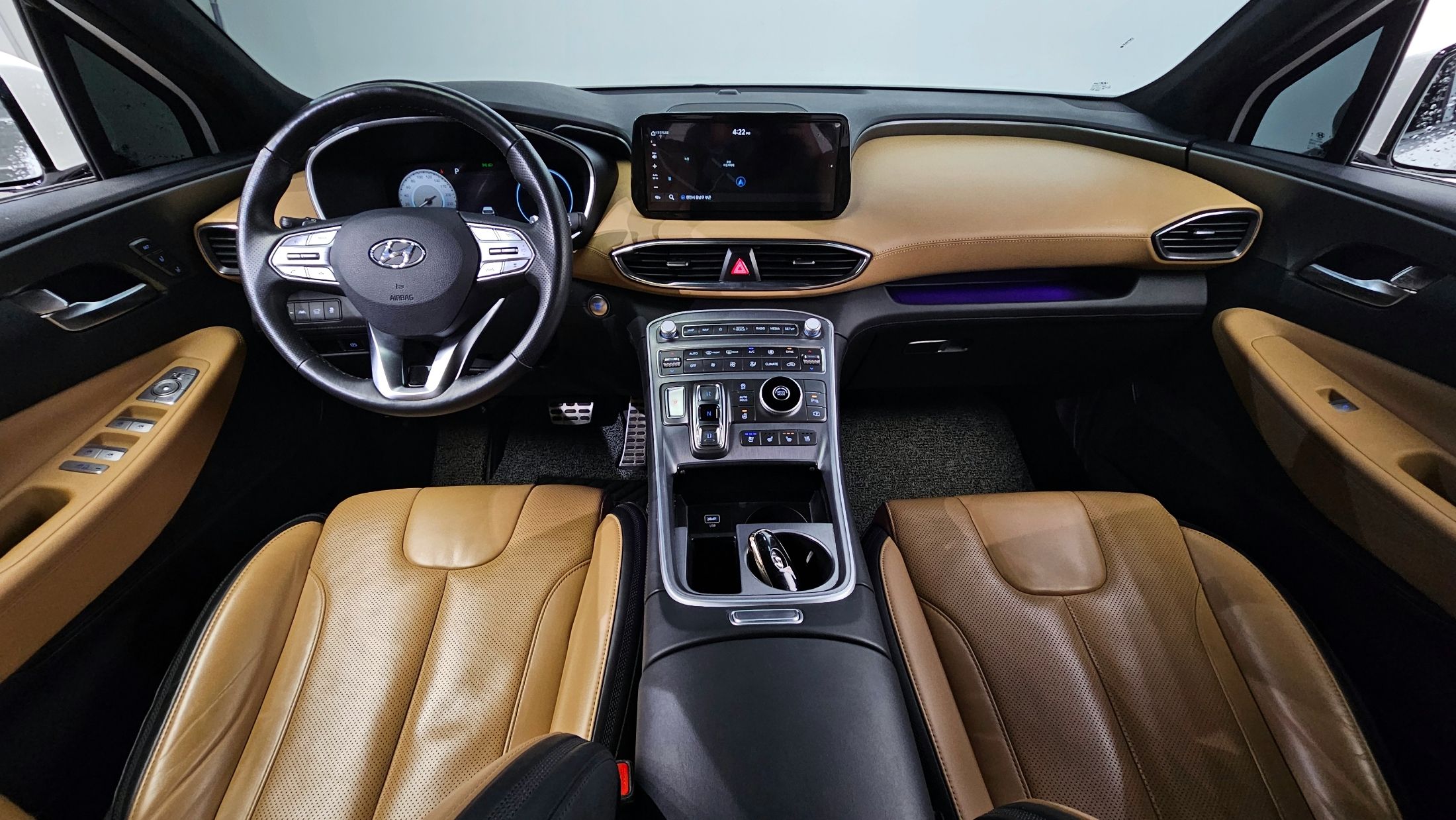 HYUNDAI SANTAFE 2020
