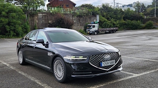 GENESIS G90 2019