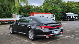 GENESIS G90 2019