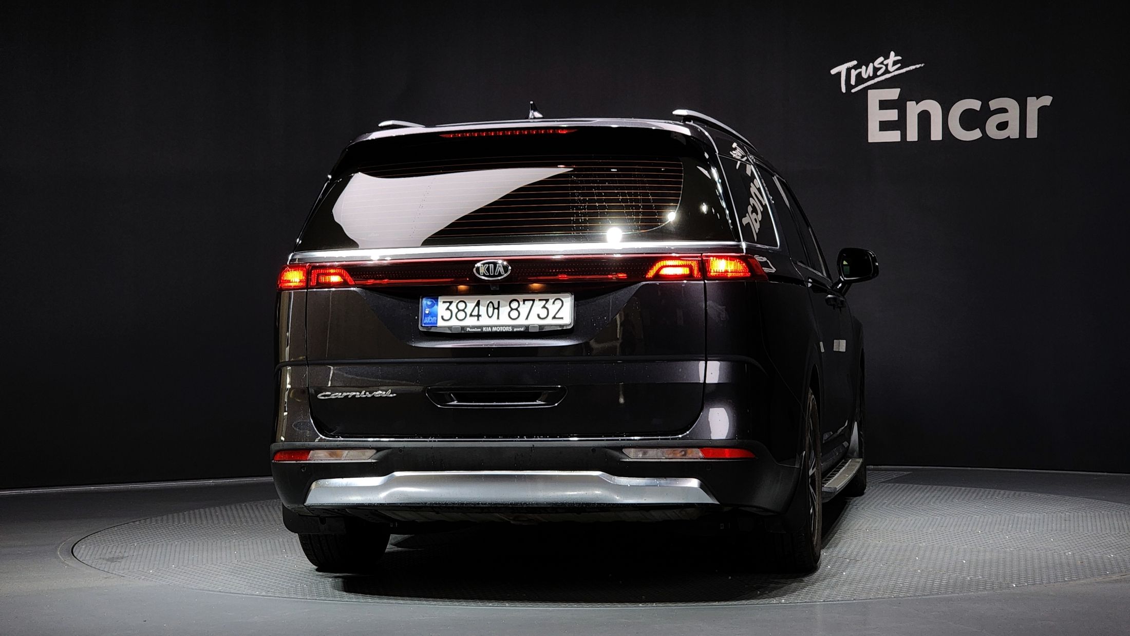 KIA CARNIVAL 2021