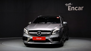 MERCEDES BENZ GLA-CLASS X156 2017