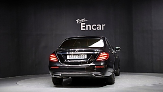 MERCEDES BENZ E-CLASS W213  E250 Avantgarde 2020