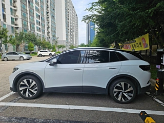 Заказать VOLKSWAGEN ID.4